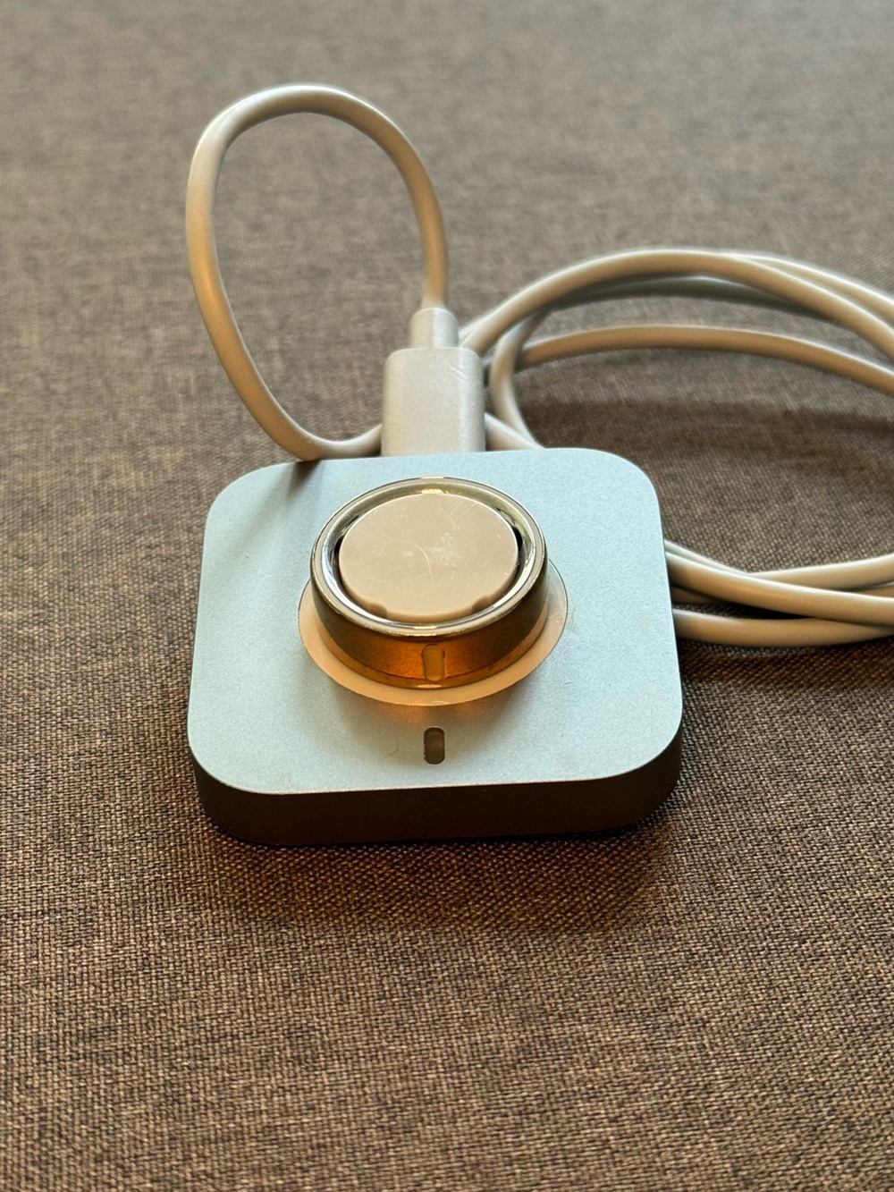 Magnetic Charging Dock for Wearable Ring - Silver